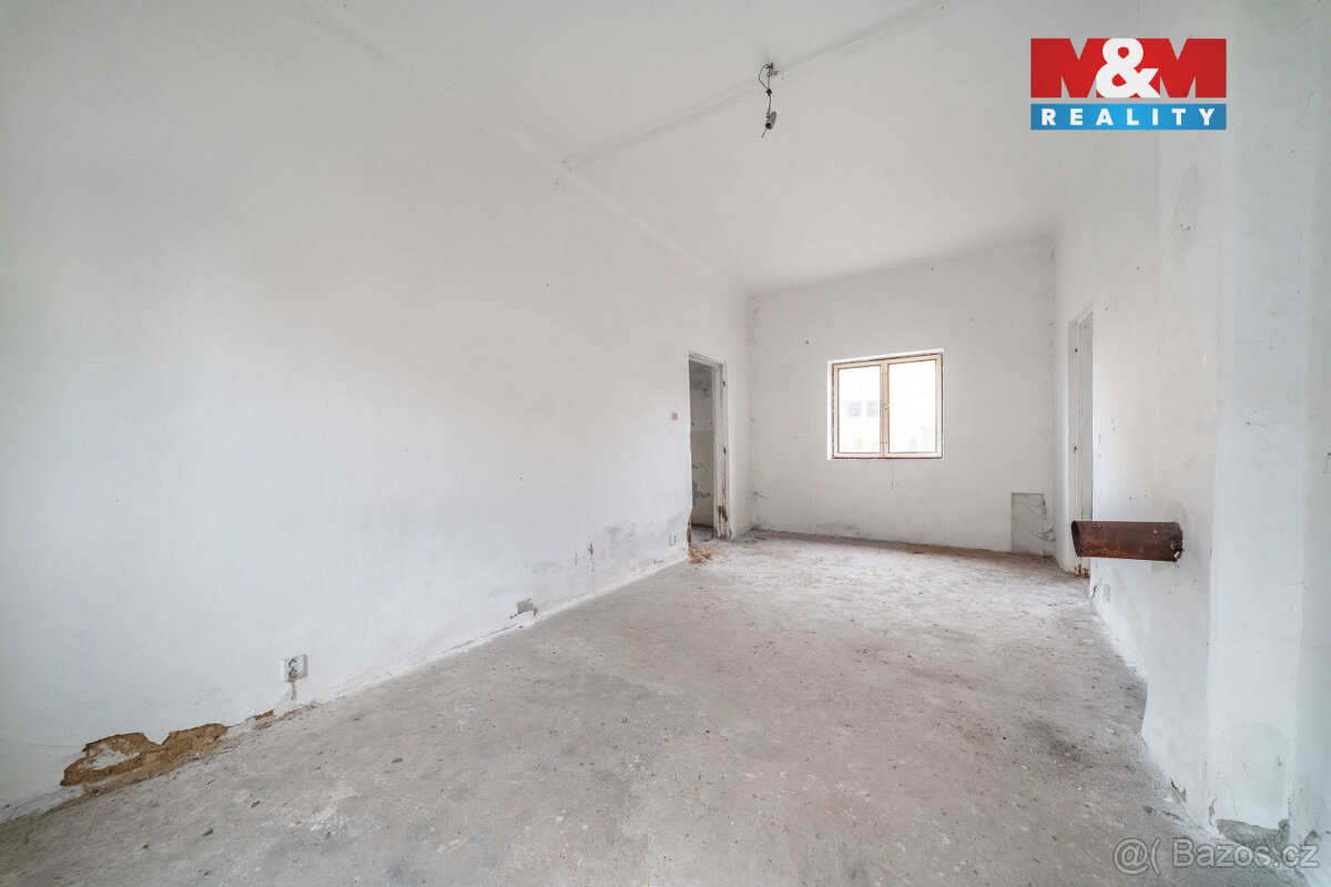 Prodej rodinného domu, 124 m², Úherce, ul. Náves - 14