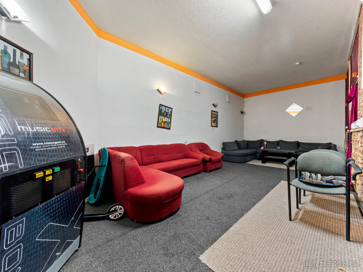 Prodej komerčního objektu (restaurace) s možností dalšího vy - 14