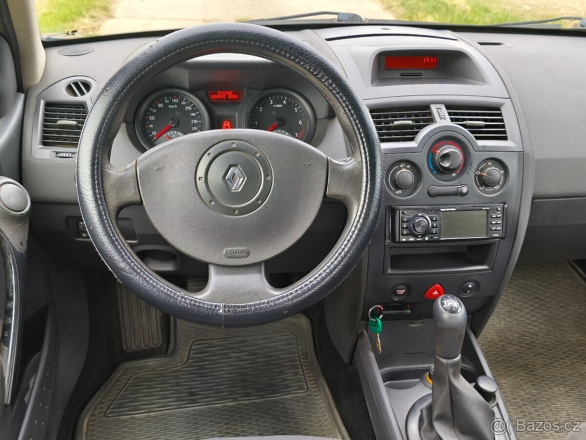 Renault Megane 1.6 - nutný přepis - 14