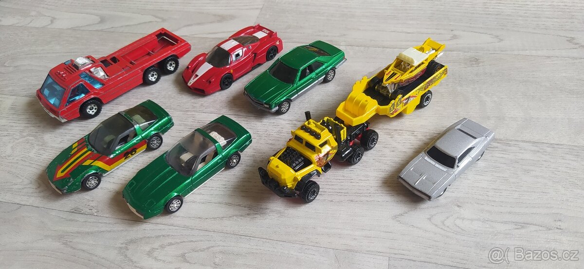 autíčka - angličáky Hot Wheels - 14