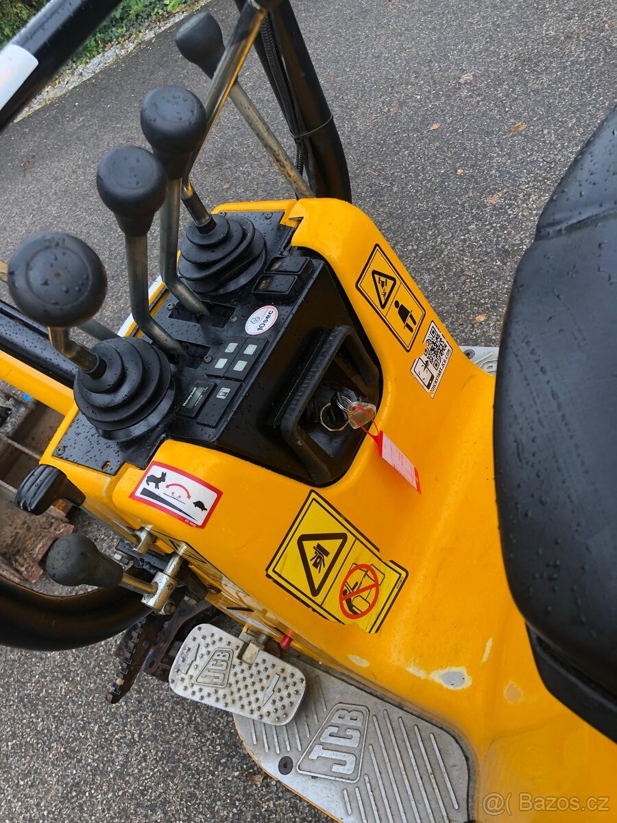 Prodám minibagr JCB 8008 CTS - 14