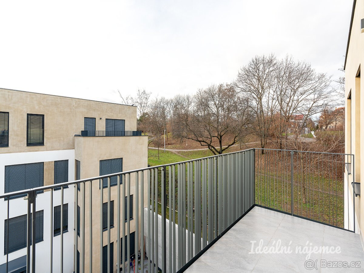 Pronájem bytu 2+kk, Dagmar Burešové, Žižkov, 25900 Kč/měs, 6 - 14