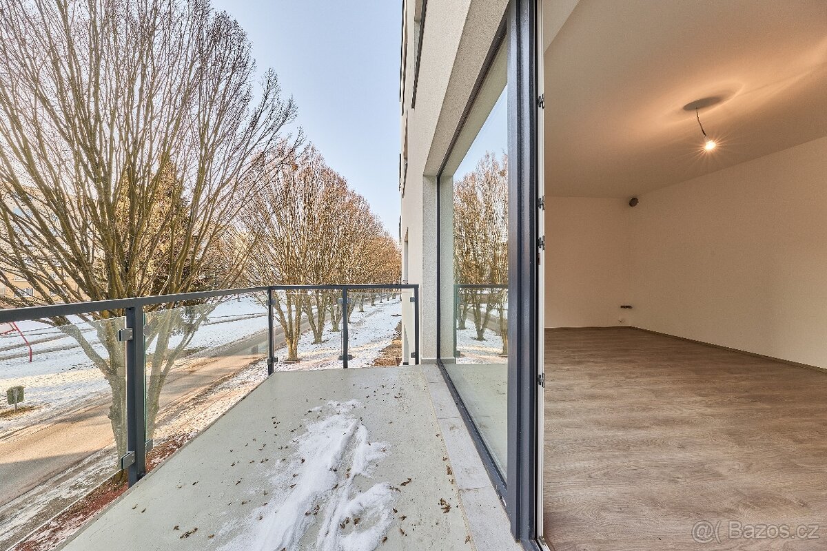 Prodej atypického bytu 4+kk s balkonem - 14