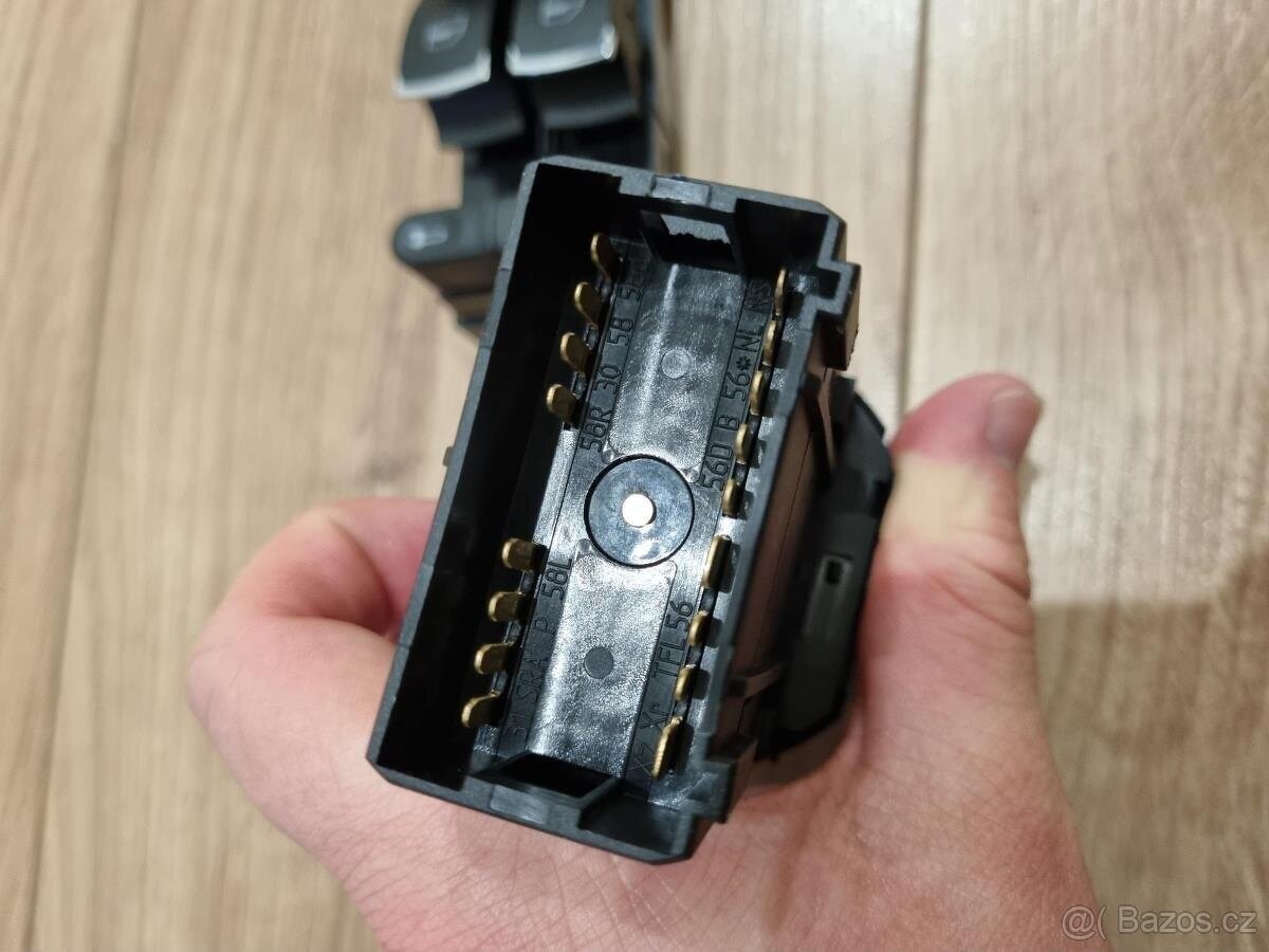 VYPINAC SVETEL OVLADANI OKEN ZDRUZENY OVLADAC - 14