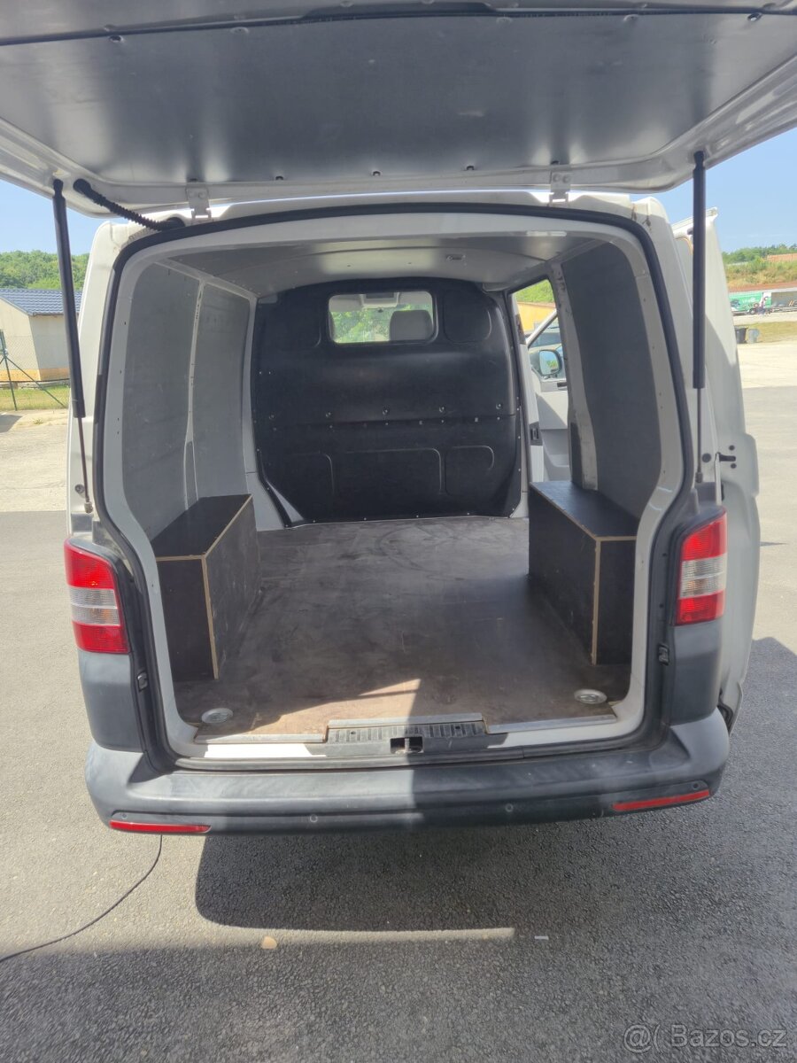 Volkswagen Transporter 7J0 - 14