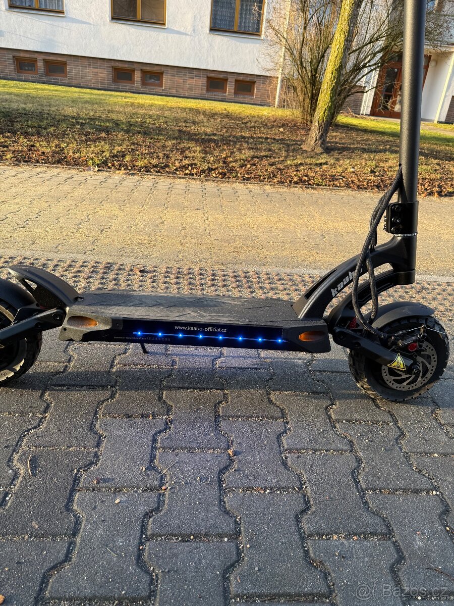 Elektrokoloběžka Kaboo mantis plus v2 edition - 14