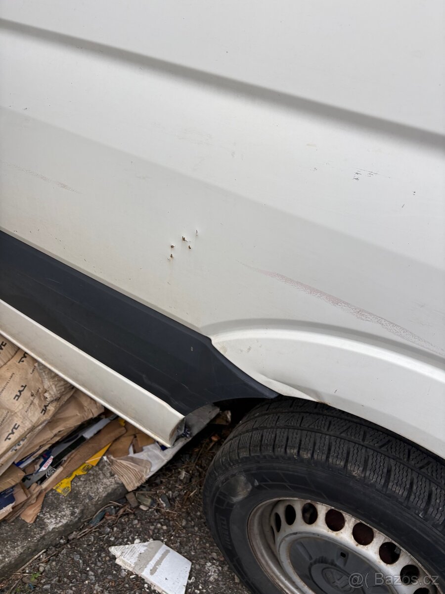 VW Crafter 2,0 Tdi 100 KW L2H3 - 14