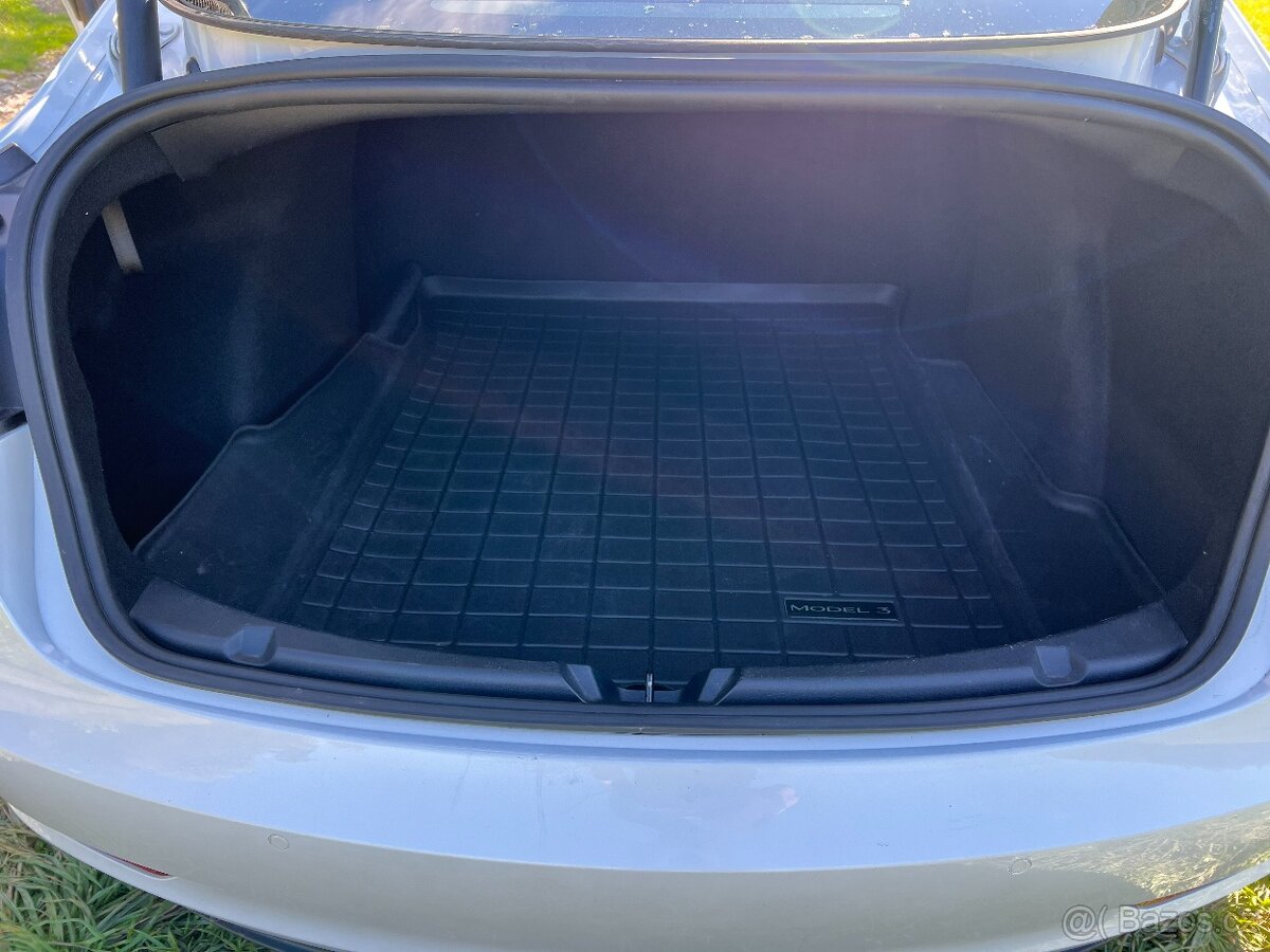 Tesla 3 Performance 9/2021 refresh model - 14