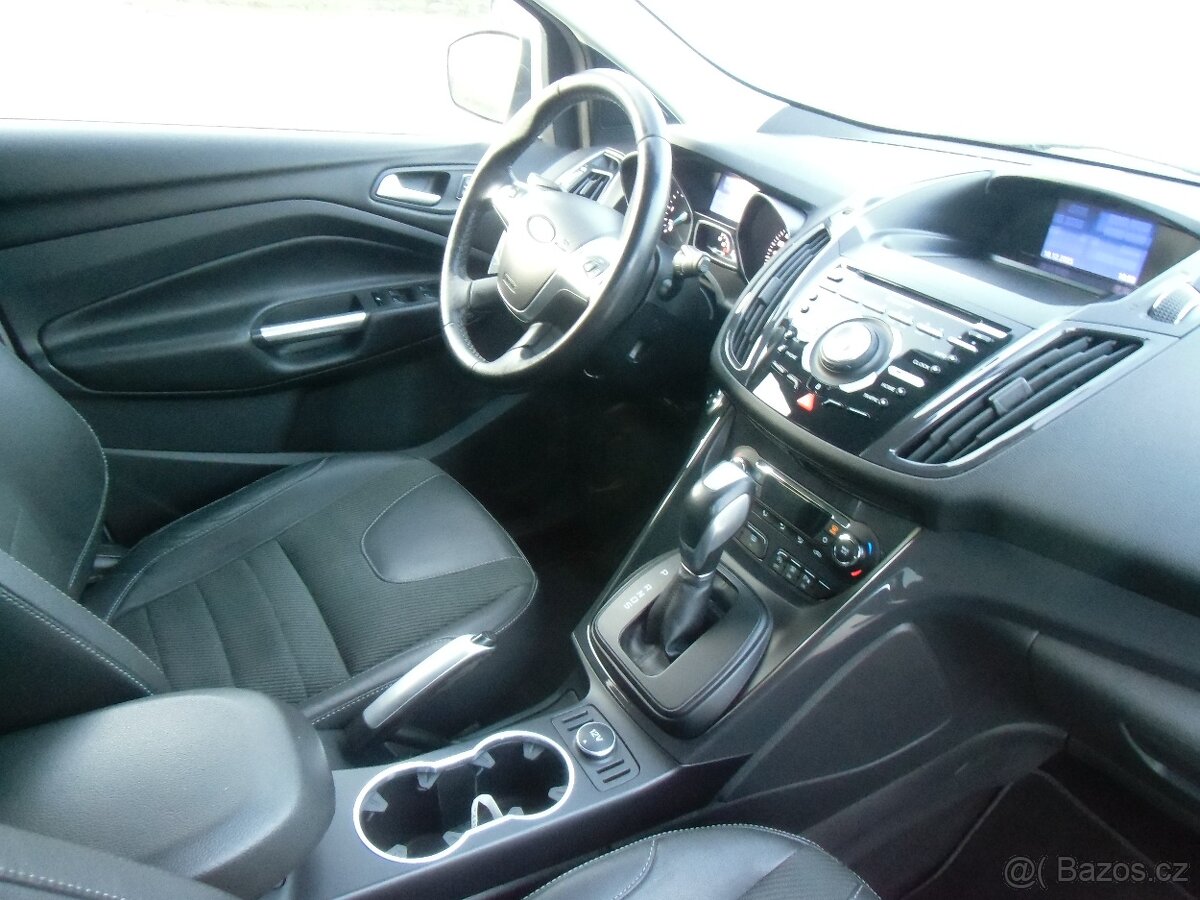 Ford Kuga 2.0 TDCi 132KW 4x4 TITANIUM - 14