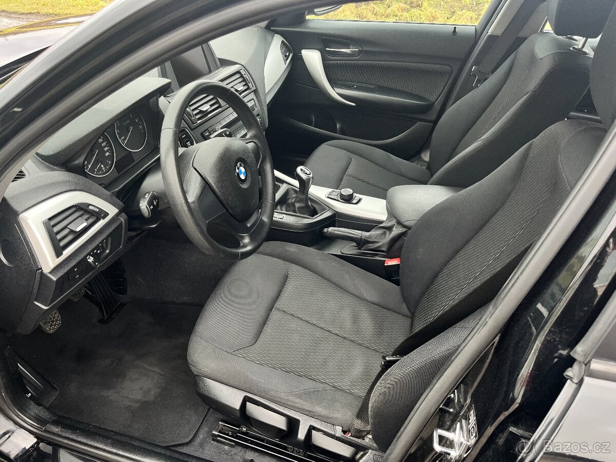 BMW 118i 100kW 2012 benzín - 14