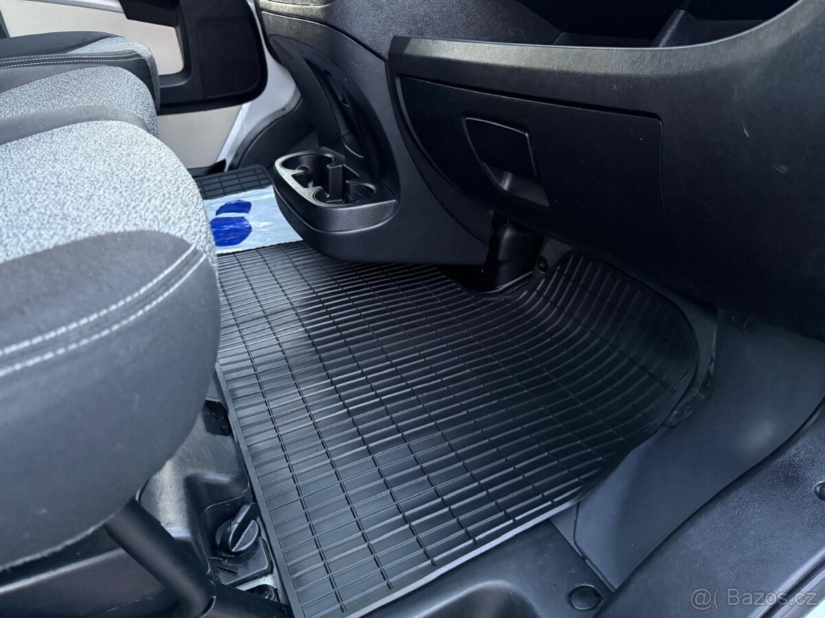 FIAT DUCATO 2.3JTD 180PS 7 MÍST MAXI VALNÍK R.V.2017 - 14