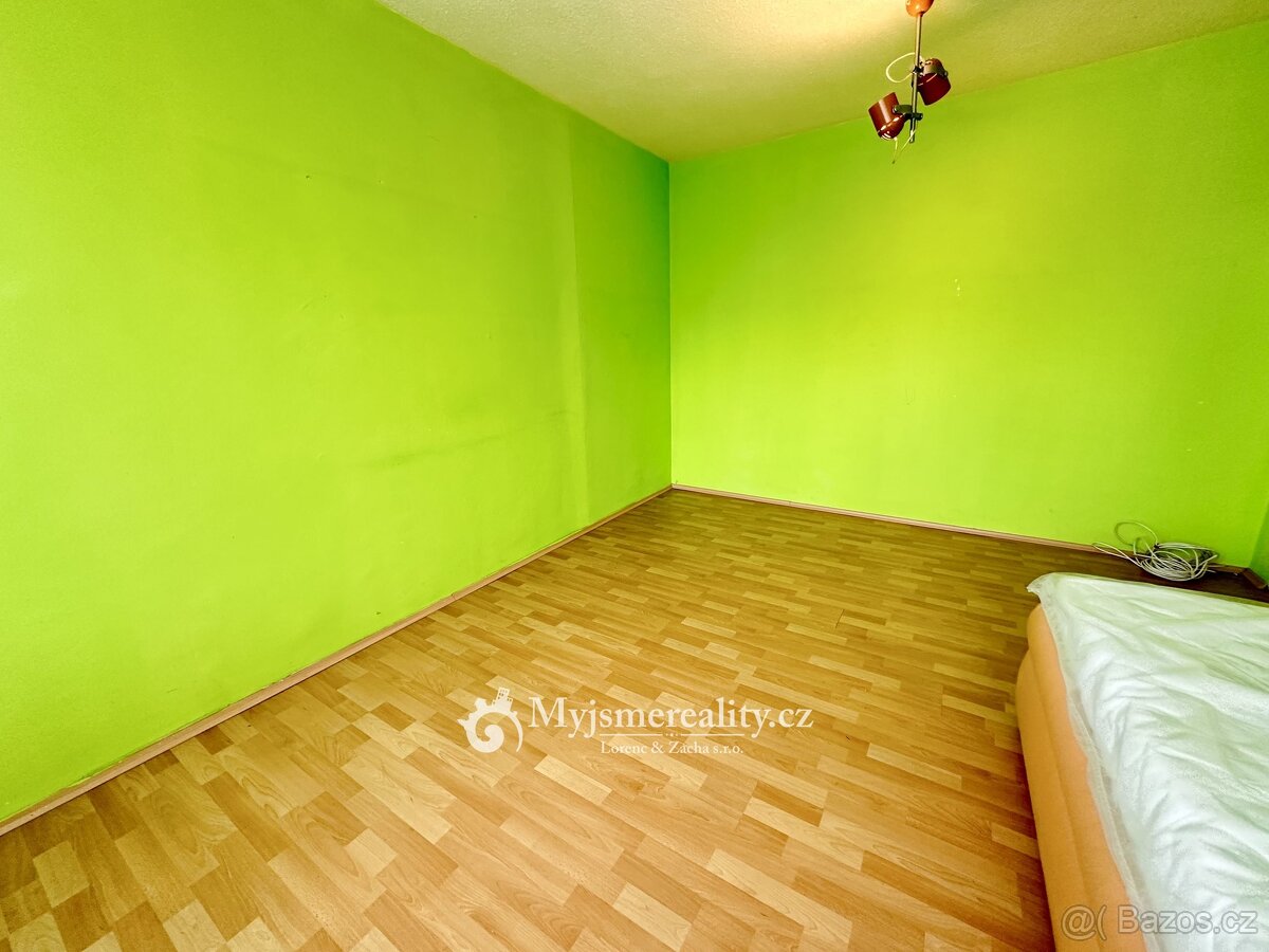 Pronájem bytu 3+1 75 m² včetně balkonu a sklepní kóje, Znojm - 14