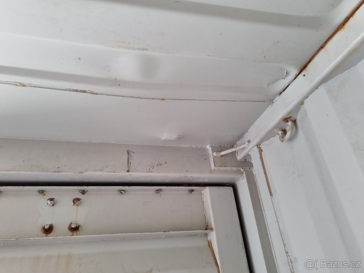 Námořní kontejner 20DC – solidní stav, připraven k použití - 14