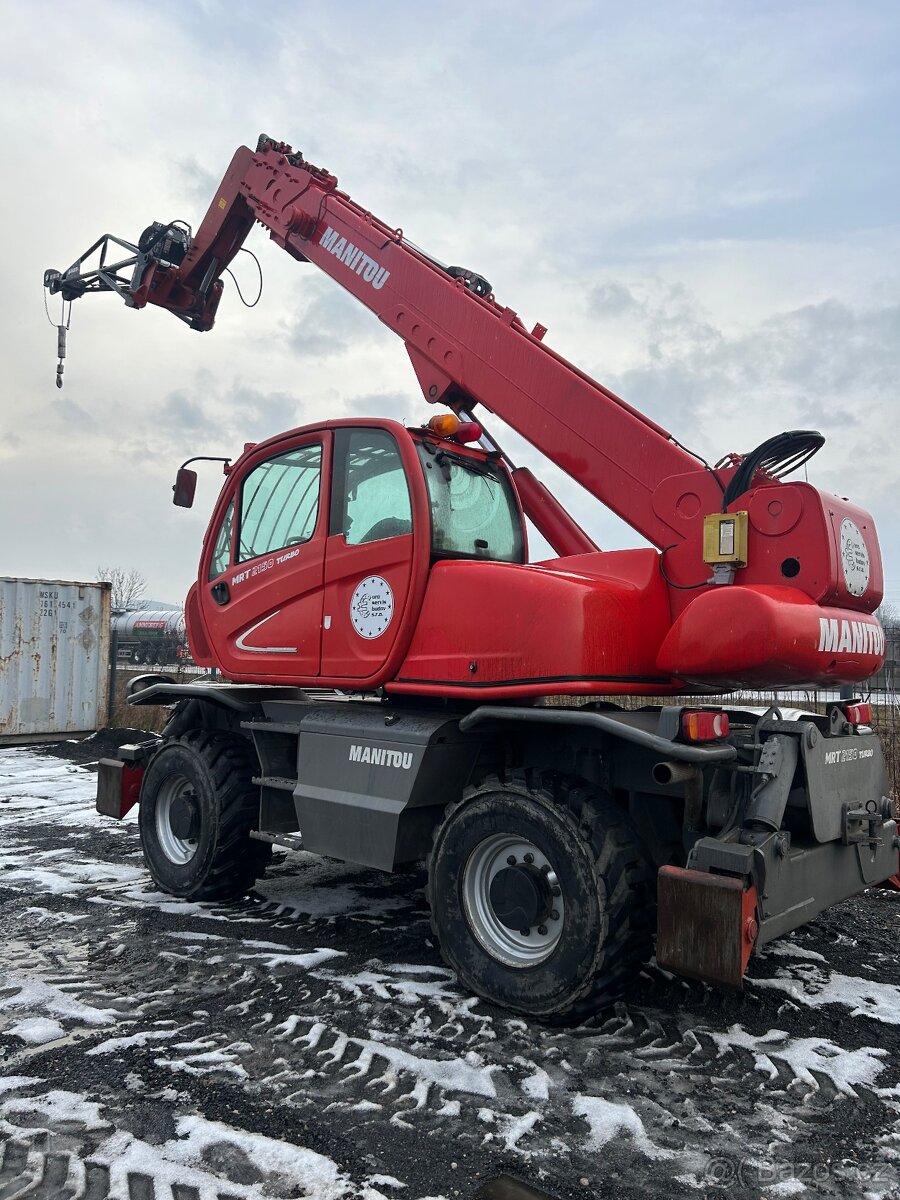 Teleskopický manipulátor, přeprava strojů - 14