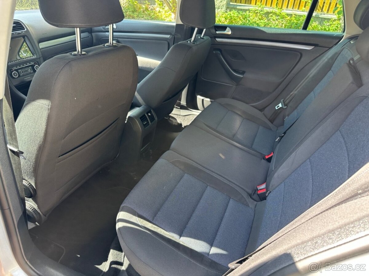 Prodám Volkswagen Golf 1.4Tsi 90kw DSG - 14