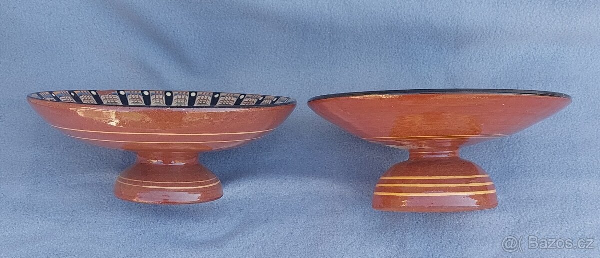 Bulharská keramika - talíře, tácy, hrnky, karafa ... - 14