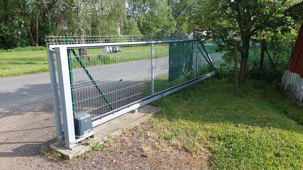 Samonosná brána komplet C60 ECO průjezd až 5m výška až 1,5m - 14