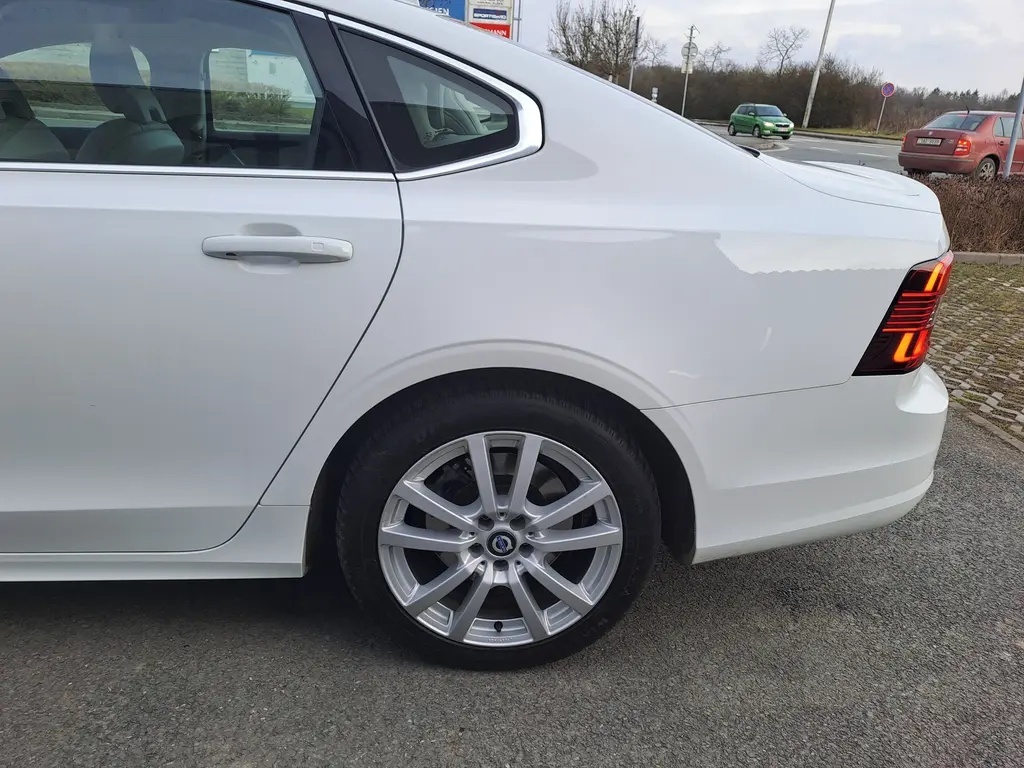 Volvo S90, 2.0 145KW ČR 2.MAJ EXTRA PĚKNÉ - 14