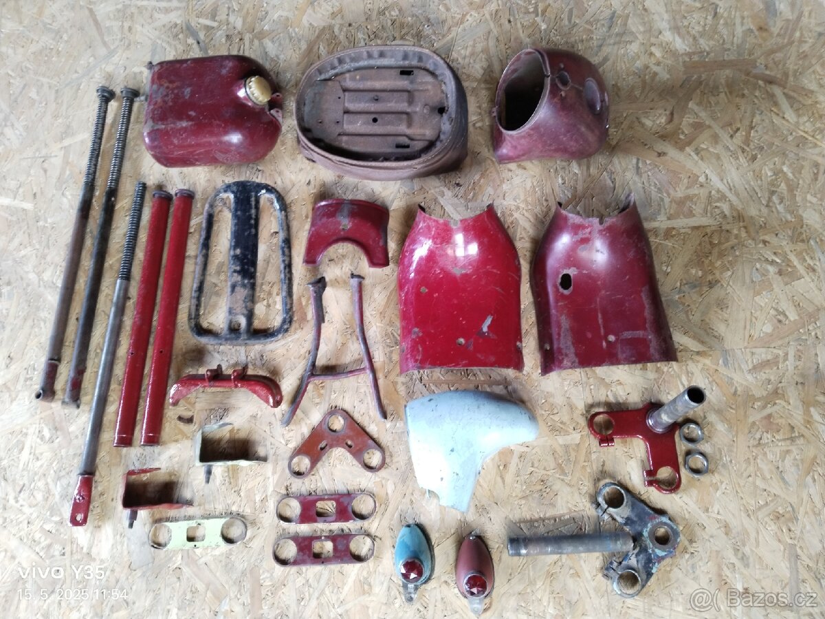 Jawa 550 pařez a 555 pionýr díly - 14