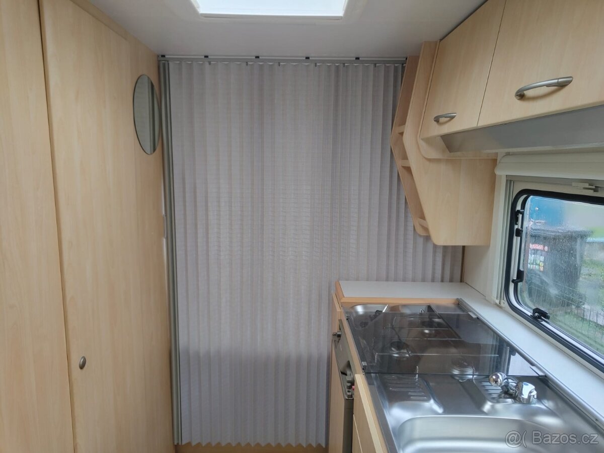 Karavan BEYERLAND Sprinter 460 CTV - 14