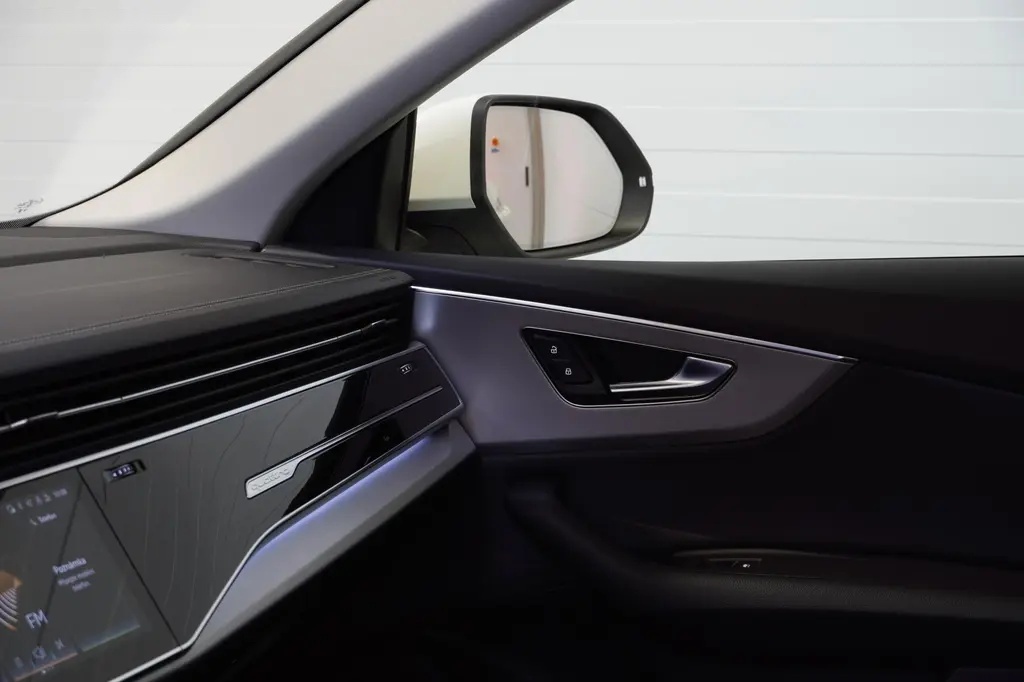 Audi Q8, 55TFSI,25TKM,ZÁRUKA 2027,ČR, - 14