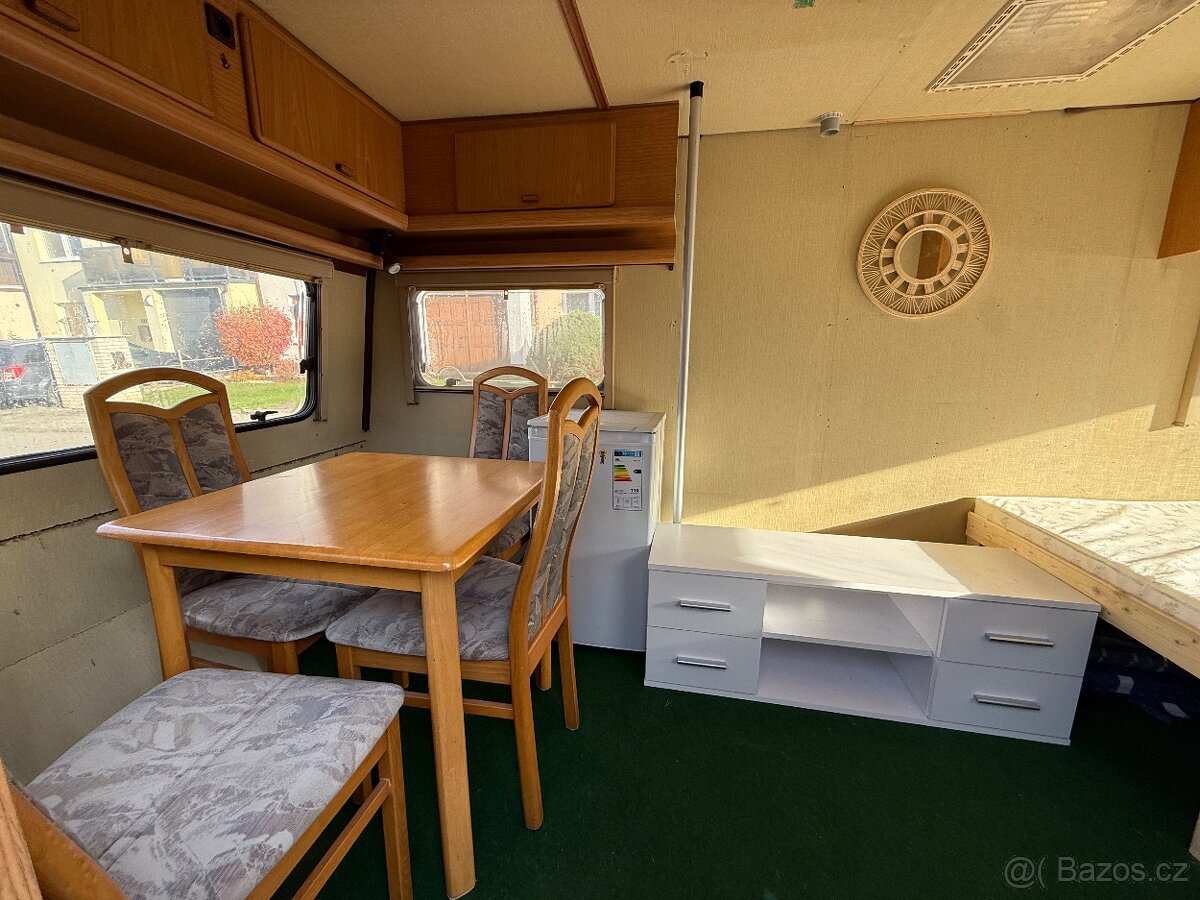 Karavan Hymer Eriba Nova - 14