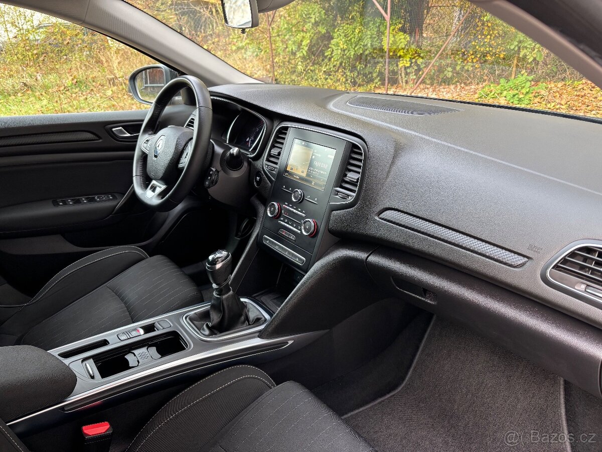 Renault Mégane, 1.3 TCe 1.MAJ. VÝHŘEV SED. PLNÝ SERVIS - 14