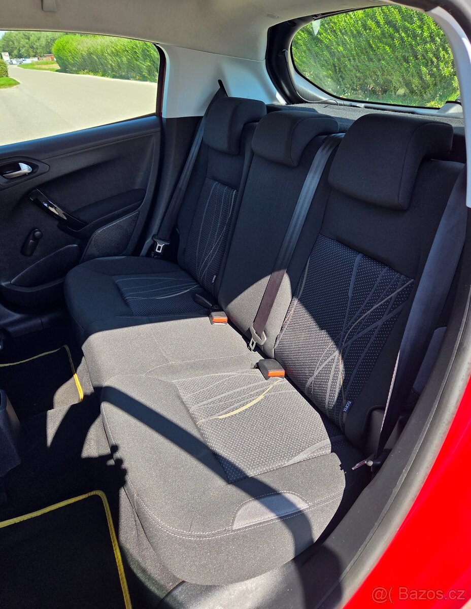 Peugeot 208 1.6 HDi 68KW/92 koní R.V.08/2012 - 14