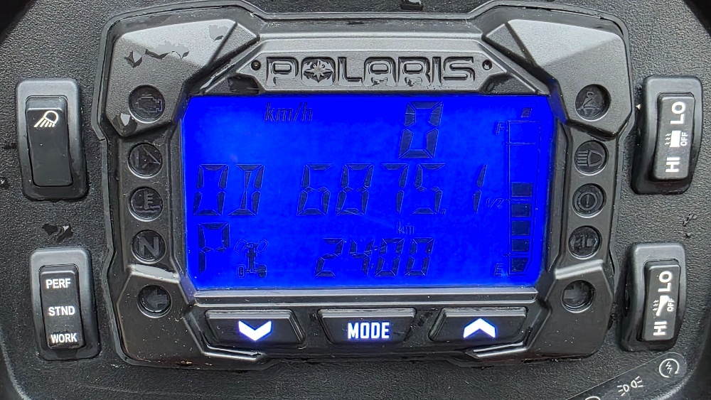 Prodám POLARIS SPORTSMAN XP 1000 - 14