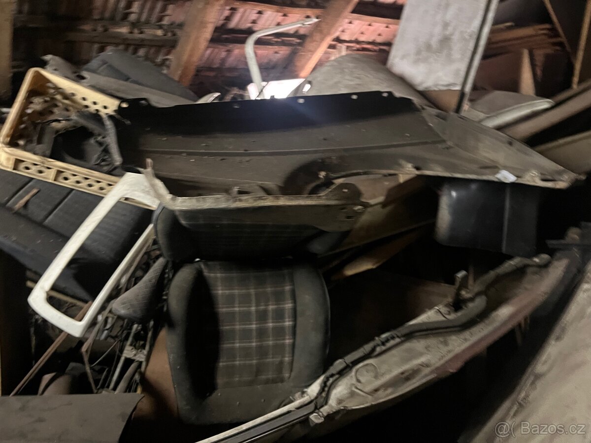 Prodám díly na historická auta - 14