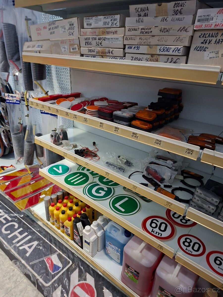 Prodám náhradní díly + autodoplňky pro kamiony. - 14