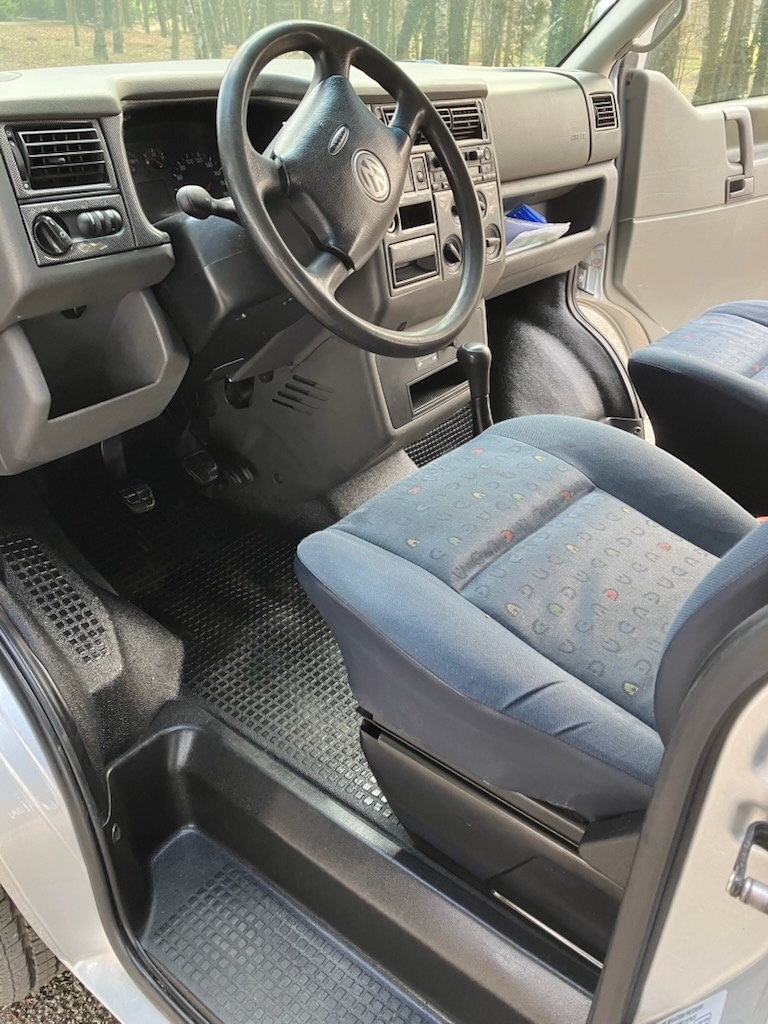 Predám VW T4 Transporter 2,5 Tdi syncro - 14