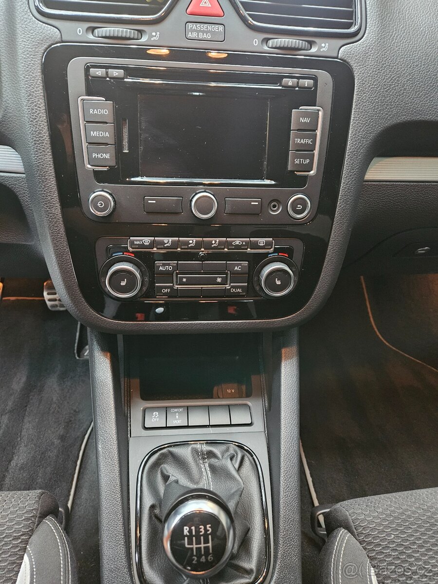 Volkswagen Scirocco R 2.0 TSI (195 kW) - 14