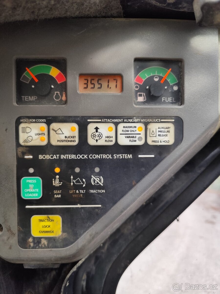 Nakladač Bobcat S185 + ŠPZ. - 14