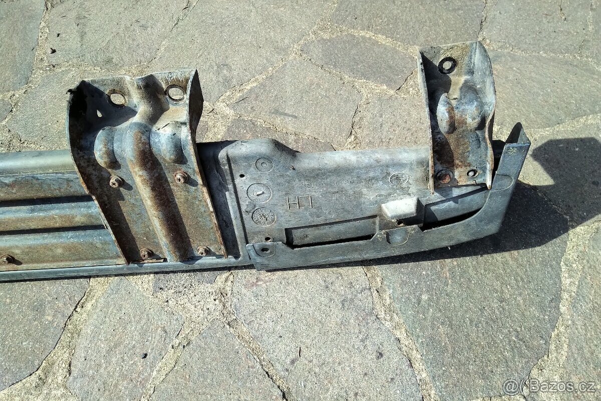 Nášlapy BEZ KOROZE drobné poškození Ssangyong Rexton - 14