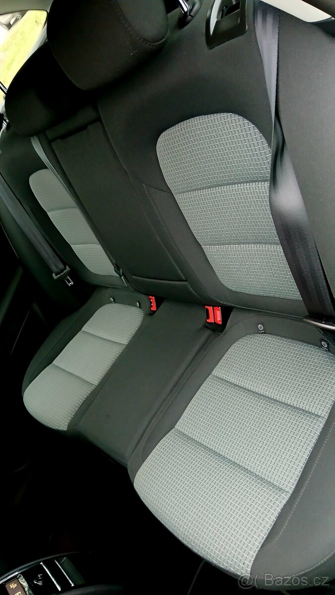 Superb Combi 2.0 tdi 110 000 Km - 14