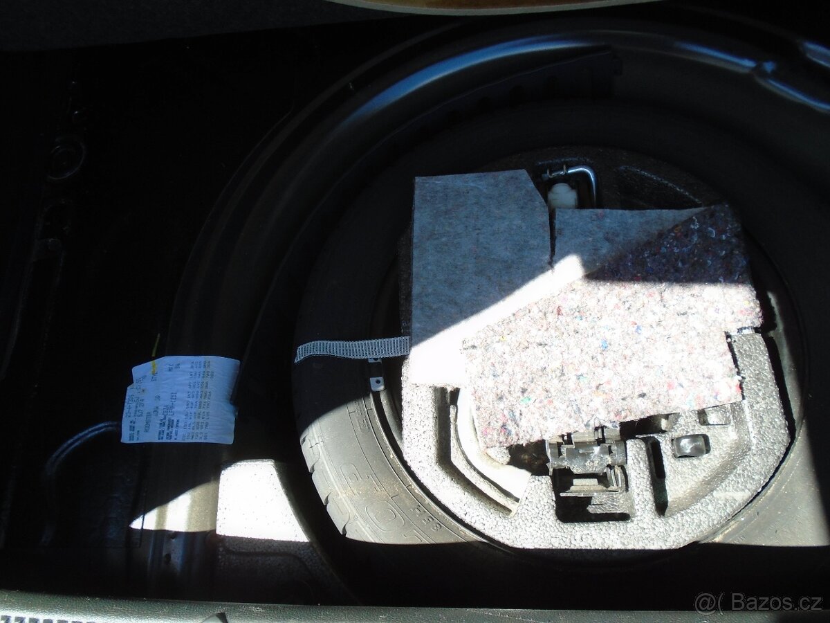 Škoda Roomster 1.2 TSI 1.majitel - 14