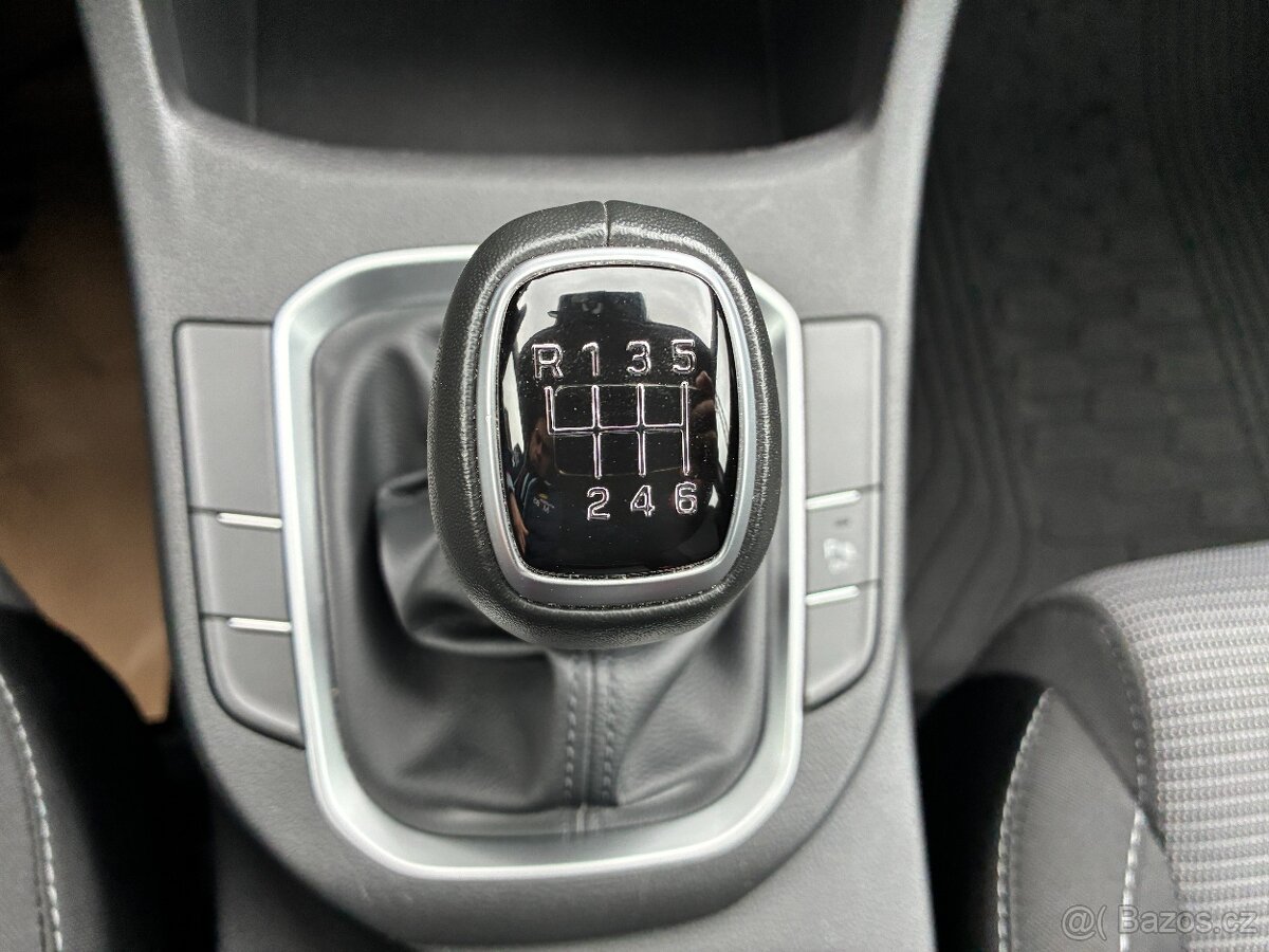 Hyundai i30 WG 1.5DPi 81kW "REZERVACE" - 14