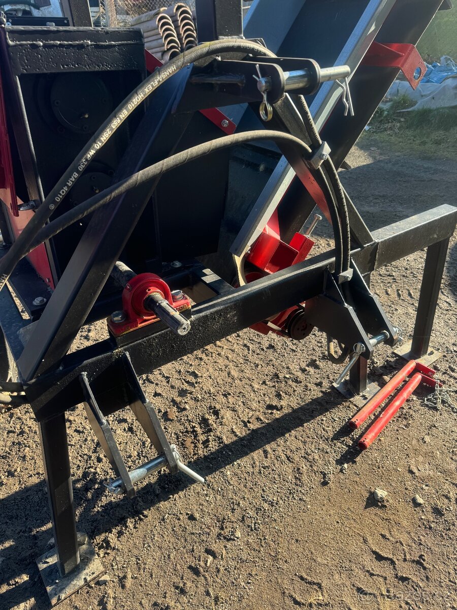 Špalíkováč Profi otvor 100x220 za traktor - 14