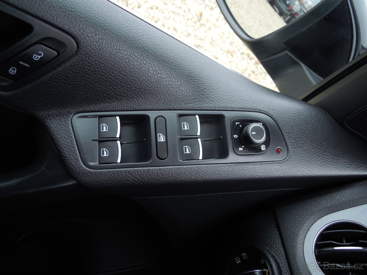 Volkswagen Tiguan, 1.4TSi SPORT - 92KW - SERVIS - 14