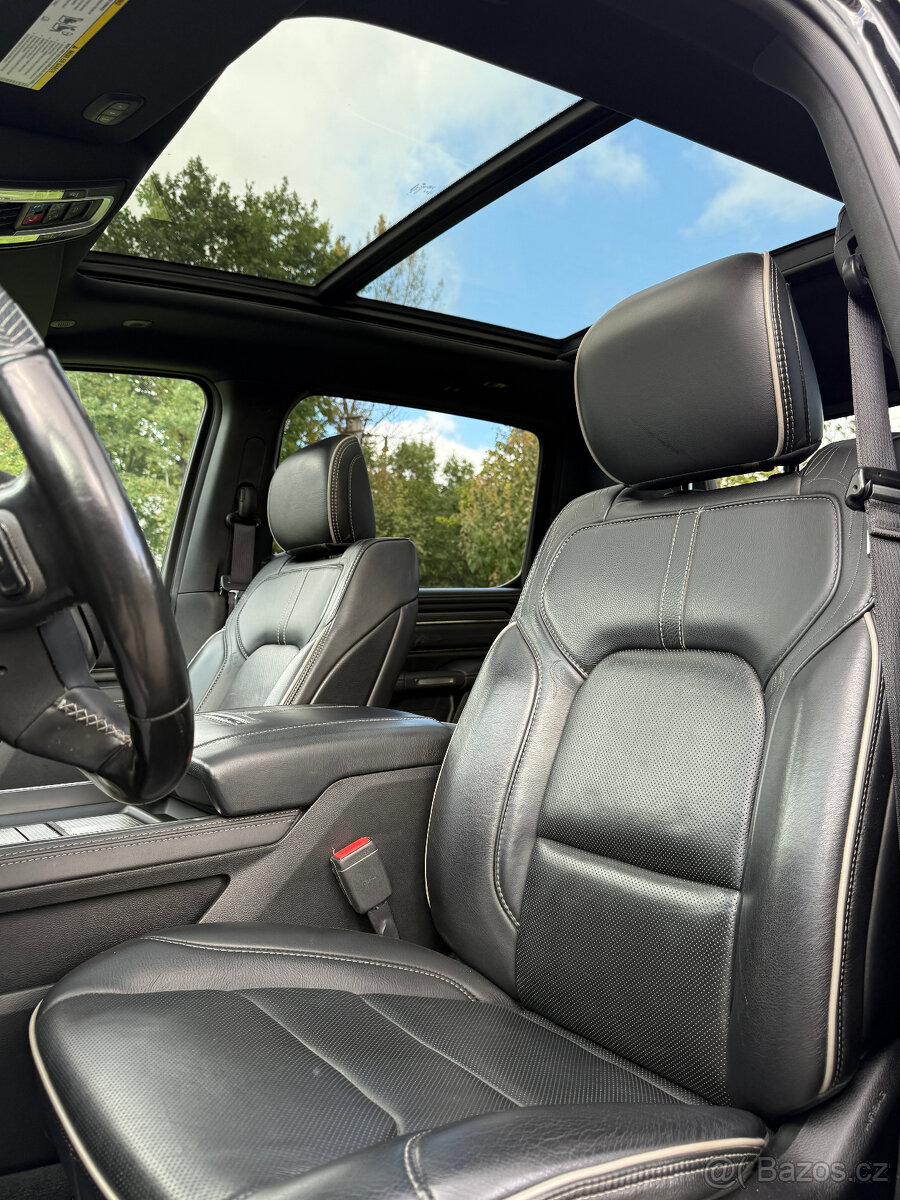 Dodge RAM 1500 LIMITED 5.7 V8 HEMI eTorque--2021--VZDUCH-- - 14