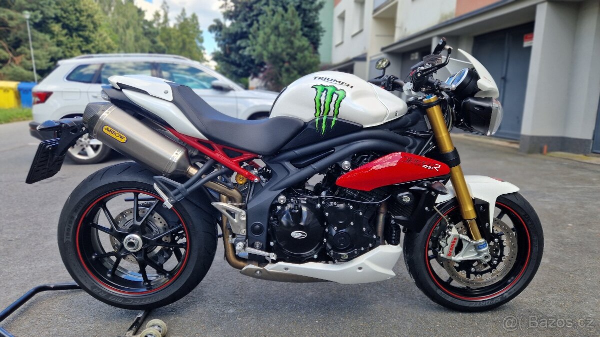 Triumph Speed Triple R - 14