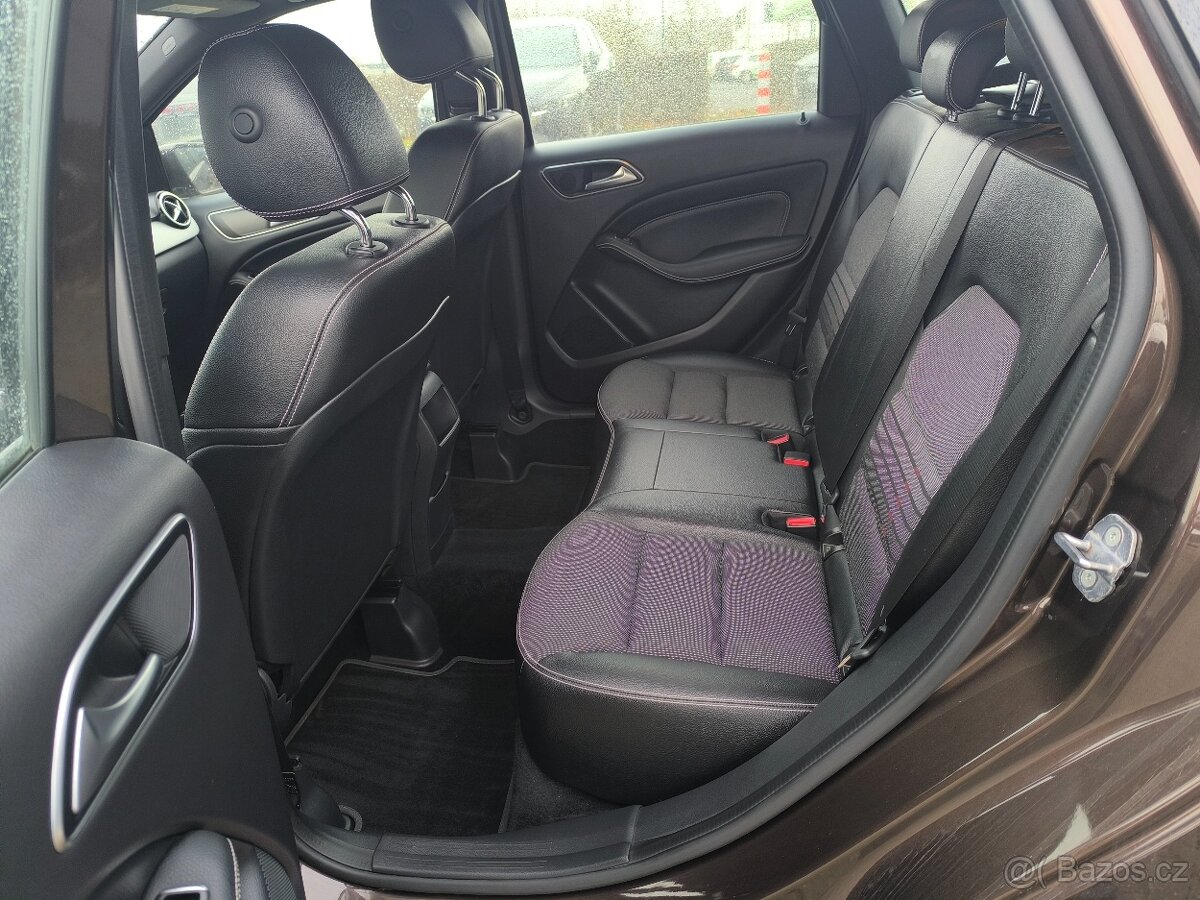 Mercedes-Benz Třídy B 220 CDi 125kw URBAN EDITION - 14