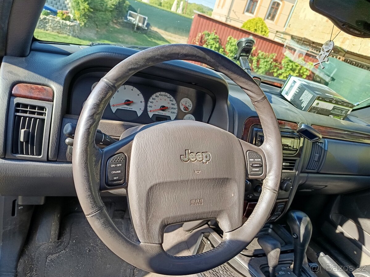 Jeep Grand Cherokee 4.7 Infinity gold - 14