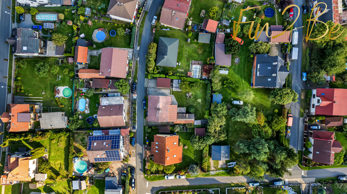 Prodám RD 6+1 se zahradou, altánem, garáží a dílnami - Stran - 14