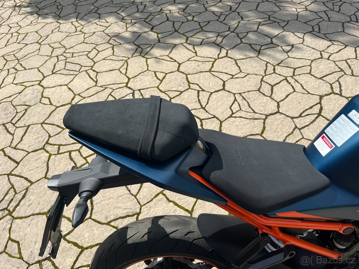 KTM RC 390 (2022) 1. majitel, koupena nová v ČR, odpočet DPH - 14