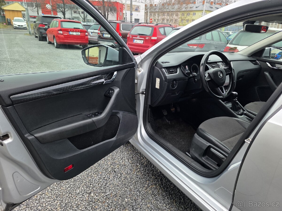 Škoda Octavia
III.1.6 TDI Led Kůže - 14