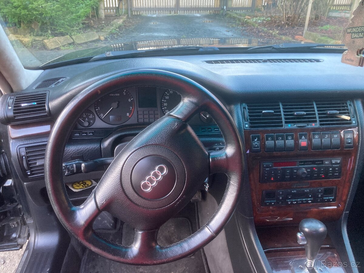 Audi A8 quatro 4.2 - 14