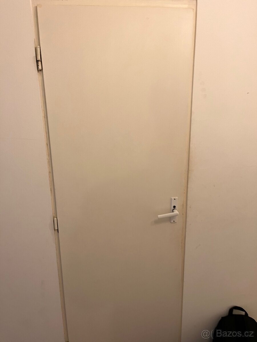 ZDARMA ZA ODVOZ KUCHYNĚ, DVĚRE, NÁBYTEK, SPOTŘEBIČE, SKŘÍNĚ - 14