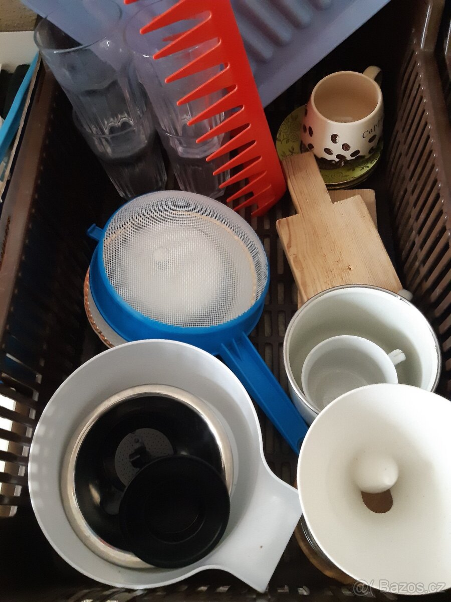 Staré nádobí, příbory, nože - 14